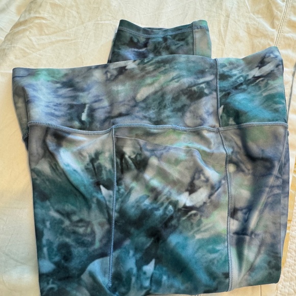 Athleta Women's Capri Salutation Stash Pocket size XL - Picture 3 of 3